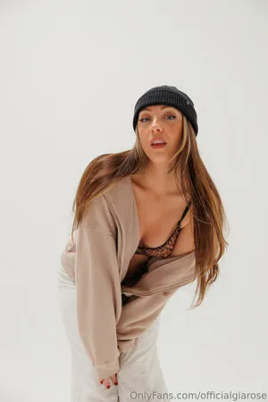 Officialgiarose OnlyFans Leaked Free Thumbnail Picture - #1KR840VJl4