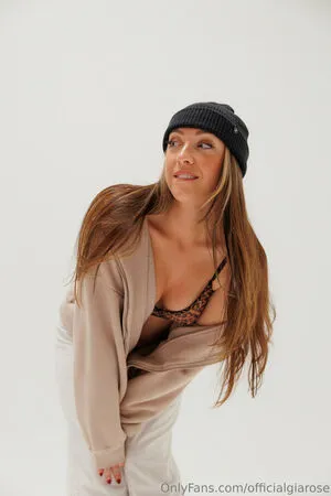 Officialgiarose OnlyFans Leaked Free Thumbnail Picture - #tqXwSg3are