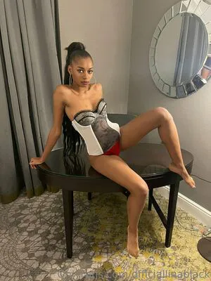 Officiallinablack OnlyFans Leaked Free Thumbnail Picture - #Fsni0wIiGB