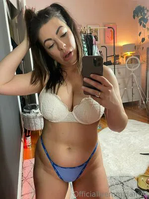 Officiallyemmyjames OnlyFans Leaked Free Thumbnail Picture - #74GdMnBFMI