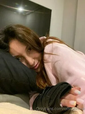 Officialmila OnlyFans Leaked Free Thumbnail Picture - #55ygJGiA2J
