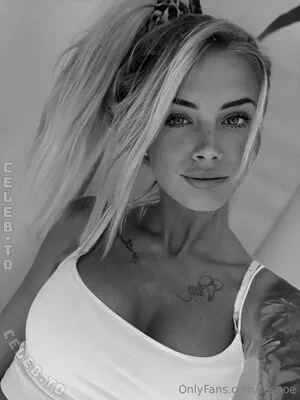 Officialsashoe OnlyFans Leaked Free Thumbnail Picture - #TAbfO7TDYO