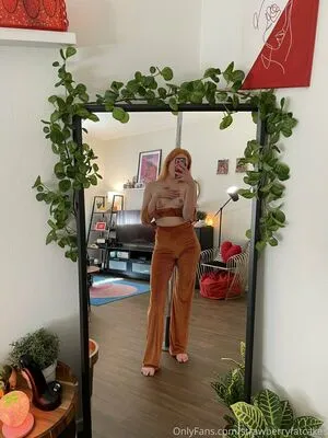 Officialstrawberryfields OnlyFans Leaked Free Thumbnail Picture - #cYZbErJuo1