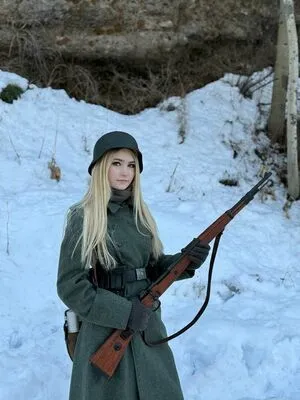 Offizieramira OnlyFans Leaked Free Thumbnail Picture - #vScqNtnlc6