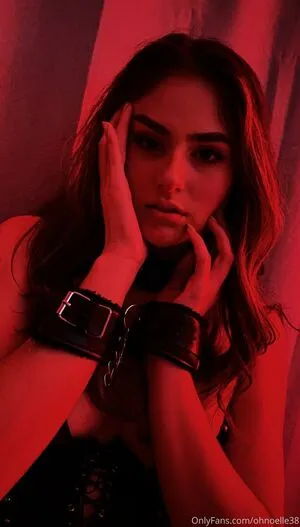 Ohnoelle38 OnlyFans Leaked Free Thumbnail Picture - #7xRAv8YOtv
