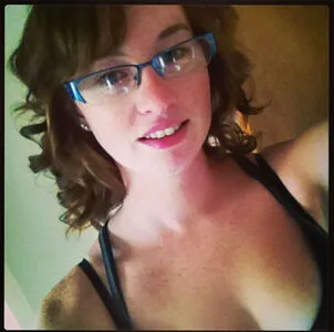 Oilersgirl OnlyFans Leaked Free Thumbnail Picture - #EJirzDF95R