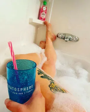 Oilersgirl OnlyFans Leaked Free Thumbnail Picture - #bOr4aECV2V