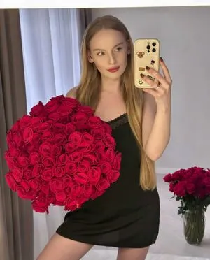 Oksana Neveselaya OnlyFans Leaked Free Thumbnail Picture - #UREcHHm6x7