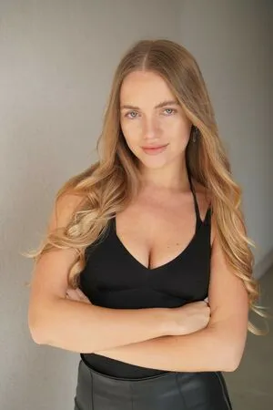 Olia Artanova OnlyFans Leaked Free Thumbnail Picture - #6ILgCoF9hw