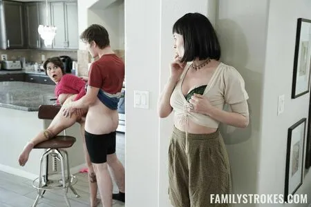 Olive Glass OnlyFans Leaked Free Thumbnail Picture - #ffEAb34gwL