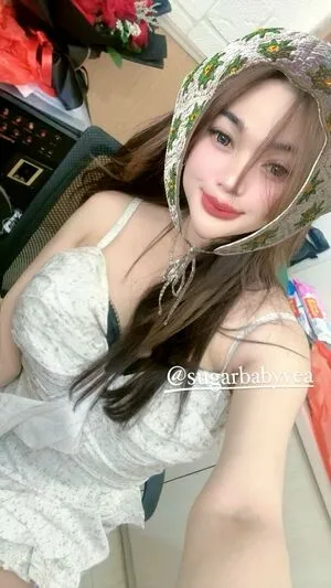Olivea Hadid OnlyFans Leaked Free Thumbnail Picture - #cbsIJgdobc
