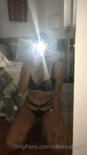 Olivebabyyyy OnlyFans Leaked Free Thumbnail Picture - #qrj33vgtsS