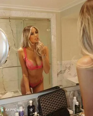 Olivia Attwood OnlyFans Leaked Free Thumbnail Picture - #8E3GwtFGTB