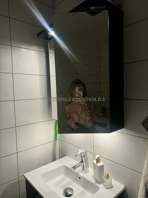 Olivia B T OnlyFans Leaked Free Thumbnail Picture - #anGu9E3Arv