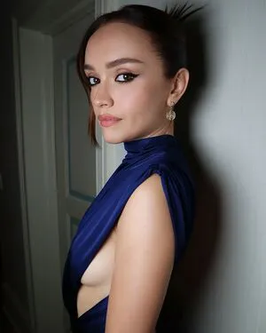 Olivia Cooke OnlyFans Leaked Free Thumbnail Picture - #ZxPEEZnO7x