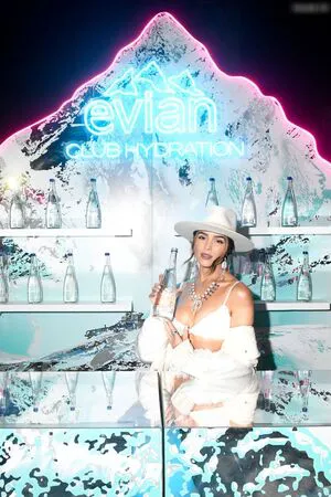 Olivia Culpo OnlyFans Leaked Free Thumbnail Picture - #2aMSMBYGHQ