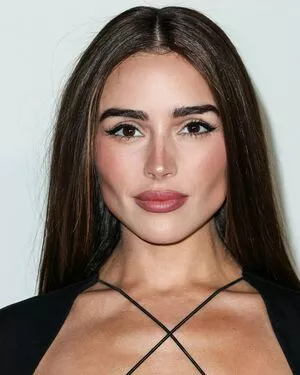 Olivia Culpo OnlyFans Leaked Free Thumbnail Picture - #2kI0ibBC86