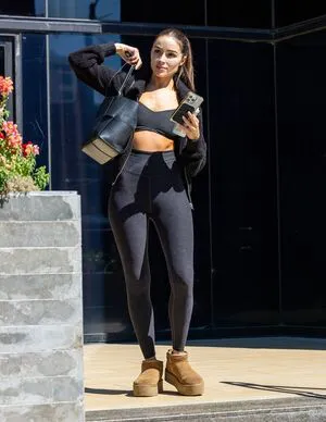 Olivia Culpo OnlyFans Leaked Free Thumbnail Picture - #5CtCvcDhNm