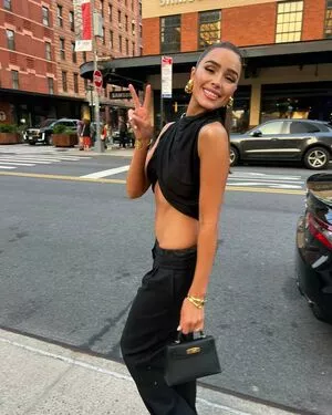 Olivia Culpo OnlyFans Leaked Free Thumbnail Picture - #72vmfI6IKy