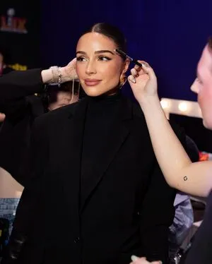 Olivia Culpo OnlyFans Leaked Free Thumbnail Picture - #Ah8GoSg798