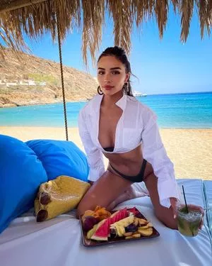 Olivia Culpo OnlyFans Leaked Free Thumbnail Picture - #POyznMk2VK