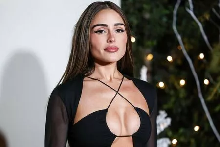 Olivia Culpo OnlyFans Leaked Free Thumbnail Picture - #V7MAGR31WE