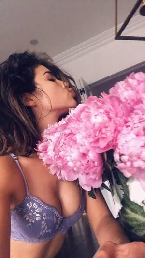 Olivia Culpo OnlyFans Leaked Free Thumbnail Picture - #t3QjvlTT53