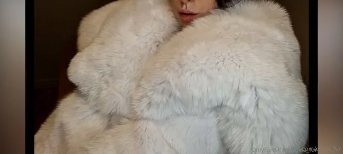 Olivia Fur OnlyFans Leaked Free Thumbnail Picture - #B0J5WF1Smw