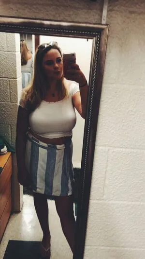 Olivia H OnlyFans Leaked Free Thumbnail Picture - #7babGRO1YP