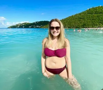 Olivia H OnlyFans Leaked Free Thumbnail Picture - #8QFS06hjMi