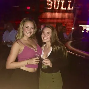 Olivia H OnlyFans Leaked Free Thumbnail Picture - #8RVfcn3fbS