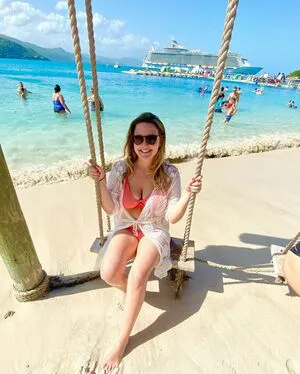Olivia H OnlyFans Leaked Free Thumbnail Picture - #N5ycQtXsT0