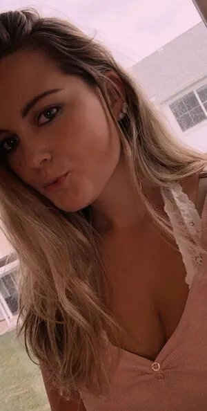 Olivia H OnlyFans Leaked Free Thumbnail Picture - #NIEBWqZH2w