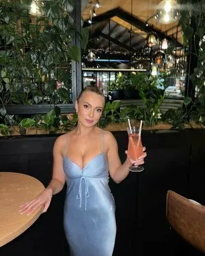 Olivia Hollands OnlyFans Leaked Free Thumbnail Picture - #PDMrj6uts8