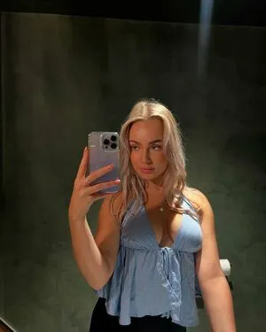 Olivia Hollands OnlyFans Leaked Free Thumbnail Picture - #w374GPocSp