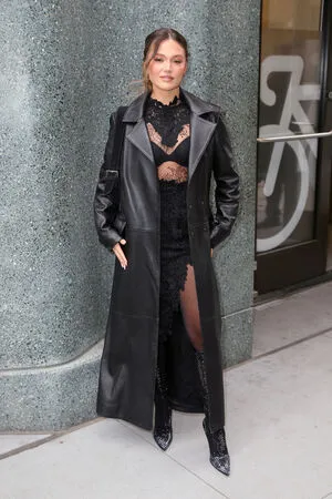 Olivia Holt OnlyFans Leaked Free Thumbnail Picture - #79HzXP5jzR