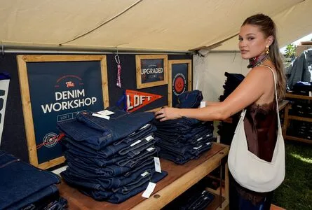 Olivia Holt OnlyFans Leaked Free Thumbnail Picture - #8vgbrCRIdG