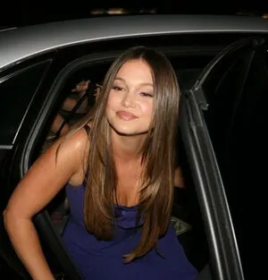 Olivia Holt OnlyFans Leaked Free Thumbnail Picture - #Puesywh8Ni