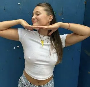 Olivia Holt OnlyFans Leaked Free Thumbnail Picture - #ScKXzJDWOB