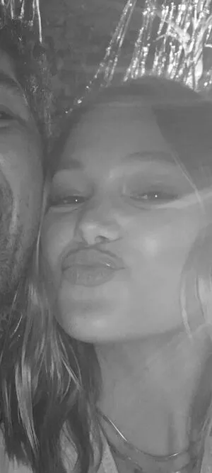 Olivia Holt OnlyFans Leaked Free Thumbnail Picture - #Ug9E5hNksO