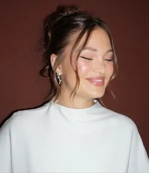 Olivia Holt OnlyFans Leaked Free Thumbnail Picture - #XD0bviImQ0