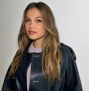 Olivia Holt OnlyFans Leaked Free Thumbnail Picture - #XwxUeRtpaX