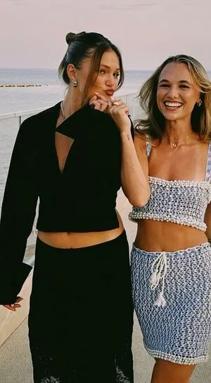 Olivia Holt OnlyFans Leaked Free Thumbnail Picture - #Ywpq2vgY7y