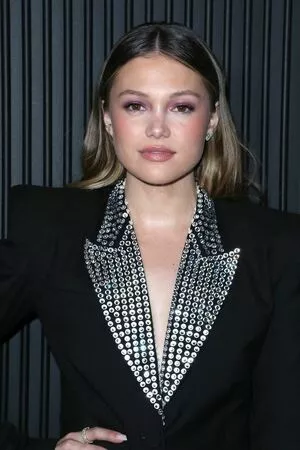 Olivia Holt OnlyFans Leaked Free Thumbnail Picture - #ehtfPznVhl