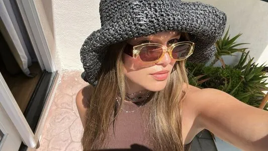 Olivia Holt OnlyFans Leaked Free Thumbnail Picture - #fL27um3dCo