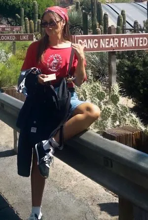 Olivia Holt OnlyFans Leaked Free Thumbnail Picture - #gaMwrY5icG