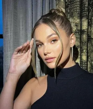 Olivia Holt OnlyFans Leaked Free Thumbnail Picture - #jPJzg9WbOv