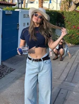 Olivia Holt OnlyFans Leaked Free Thumbnail Picture - #kVK3X6mBKk