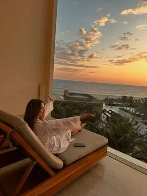 Olivia Holt OnlyFans Leaked Free Thumbnail Picture - #kwCdtLsDV6