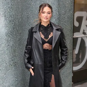 Olivia Holt OnlyFans Leaked Free Thumbnail Picture - #mJQGCeyMTb